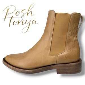 Either Or Everyday Chelsea Boots Tan Leather Size 6.5 Minimalist Clean Girl